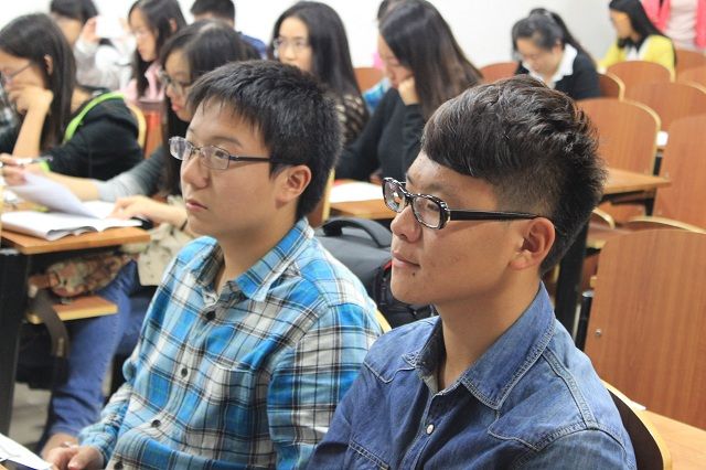 邓伟博士做客学术沙龙 探讨“比特币是否存在价格泡沫”